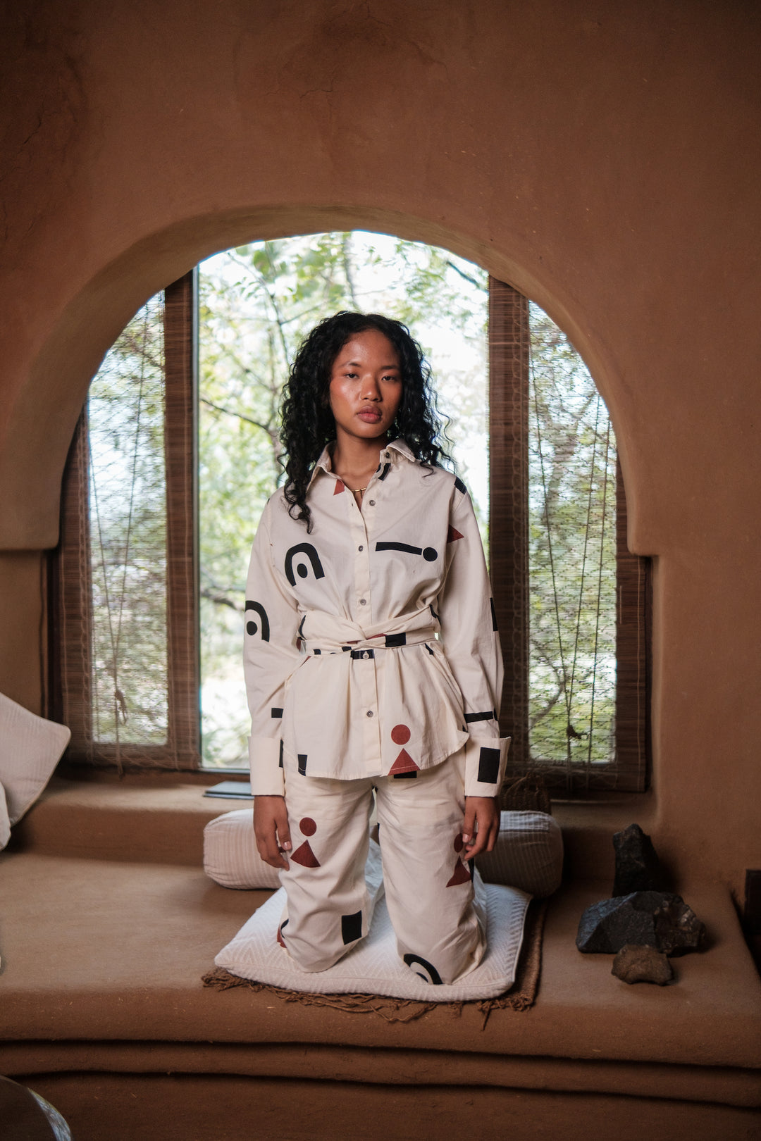 The Terra Tribe Ecru Triangle Printed Nara Front Knot Shirt