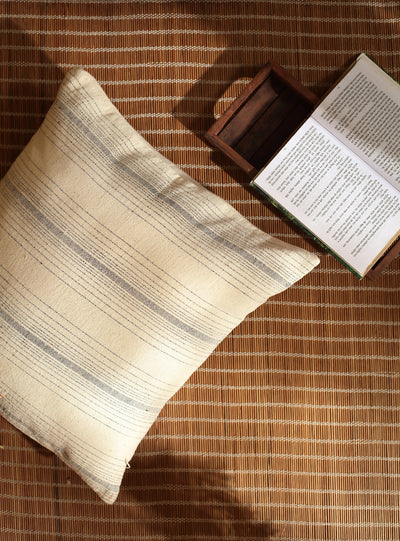 Stripped organic cotton cushion cover (18" x 18")