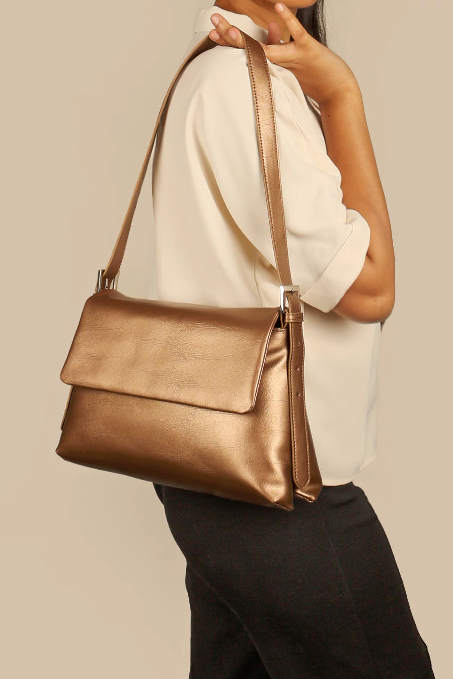 Maeve Vegan Leather Shoulder Bag Large