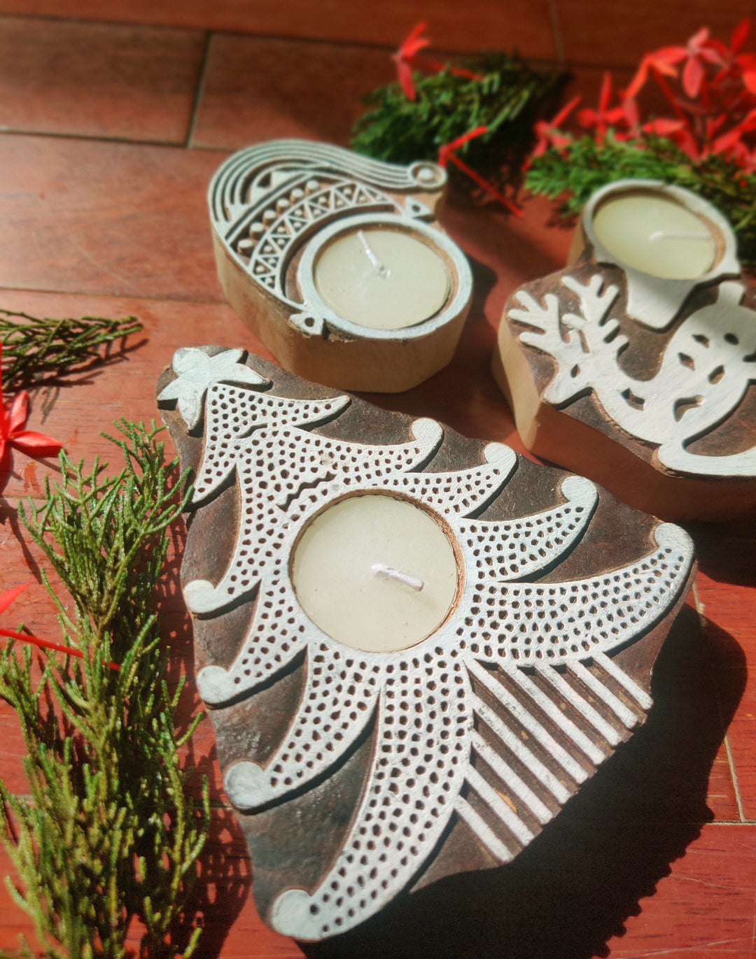 Greenfootprint Handcrafted wooden Christmas tealight candle  holders | set of 3