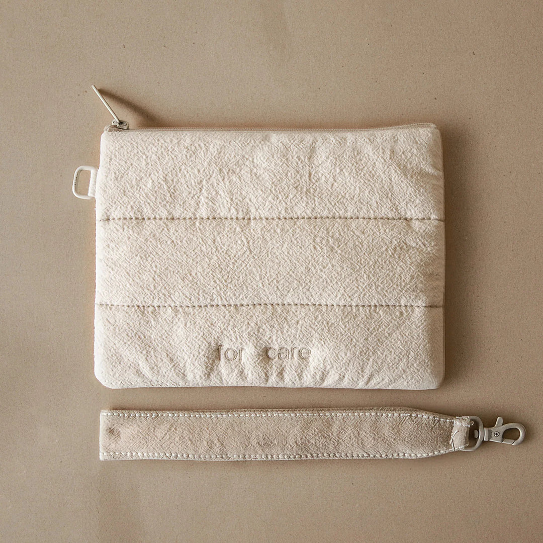 Akiiko Crinkle Flat Pouch (petit) with wristlet