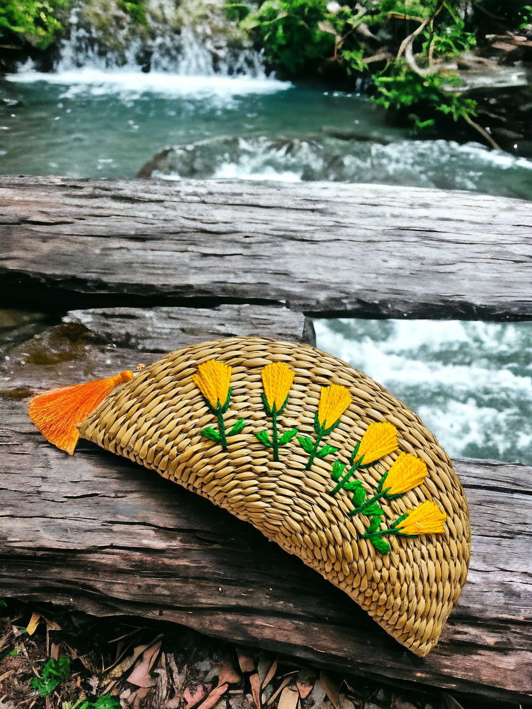 ONEarth Ethnic Purse - Water Reed (Kauna Grass)