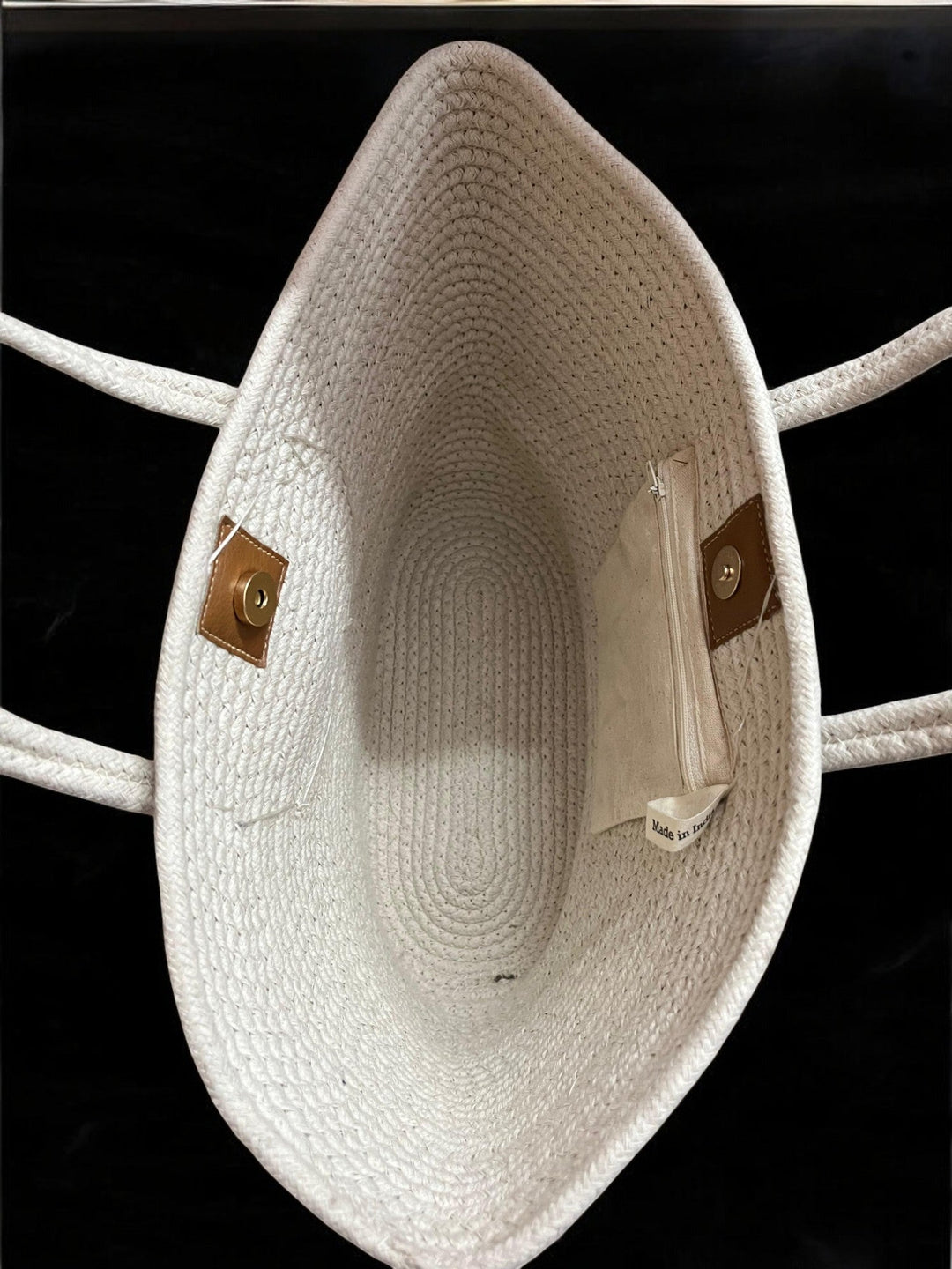 Onearth Trendy Boat Shaped bag