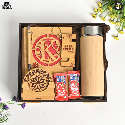 Gift Kya De Premium New Year Gift Hamper – Personalized Diary, Bottle, Coasters, Pen & Chocolates and Key Chain | Perfect For Corporate Gift