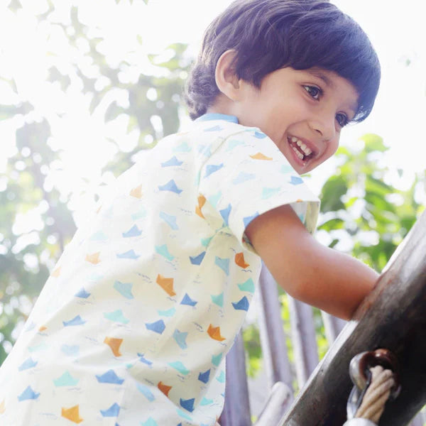 Ola! Otter Polo T Shirt