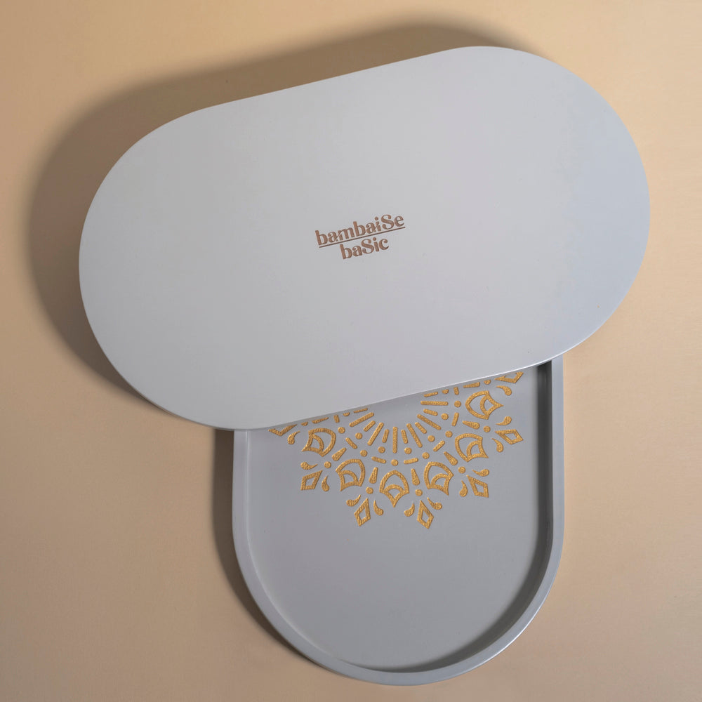 BambaiSe Ivory White Oval Tray (M)