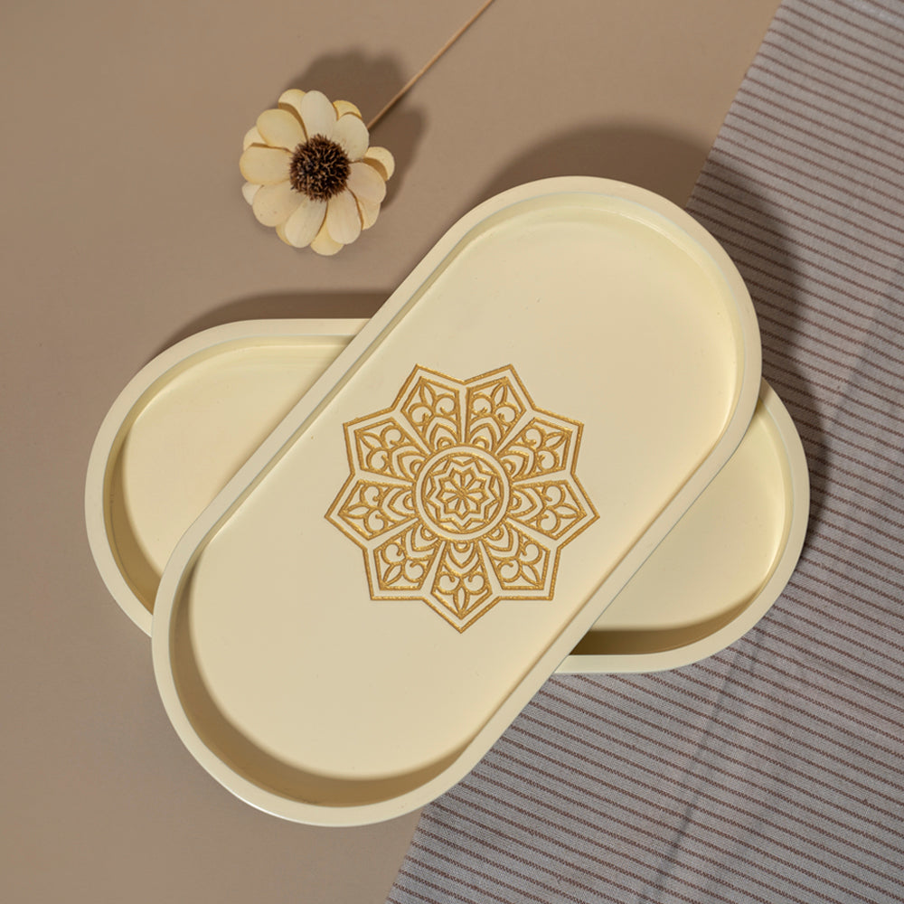 BambaiSe Ivory White Oval Tray (S)