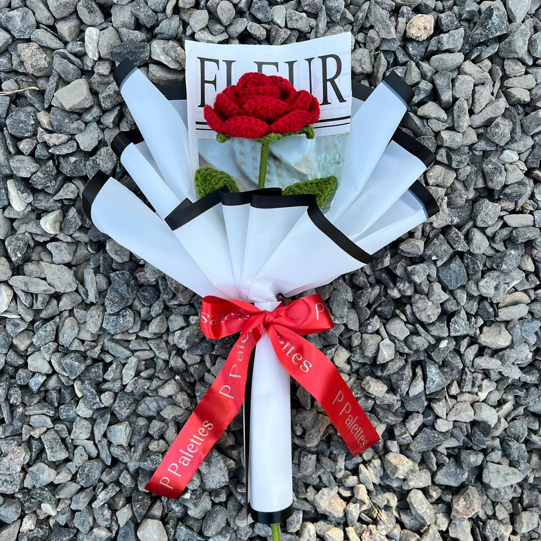 P Palettes Aura Red Rose Bouquet, handmade, gifting, décor, crochet - Suspire