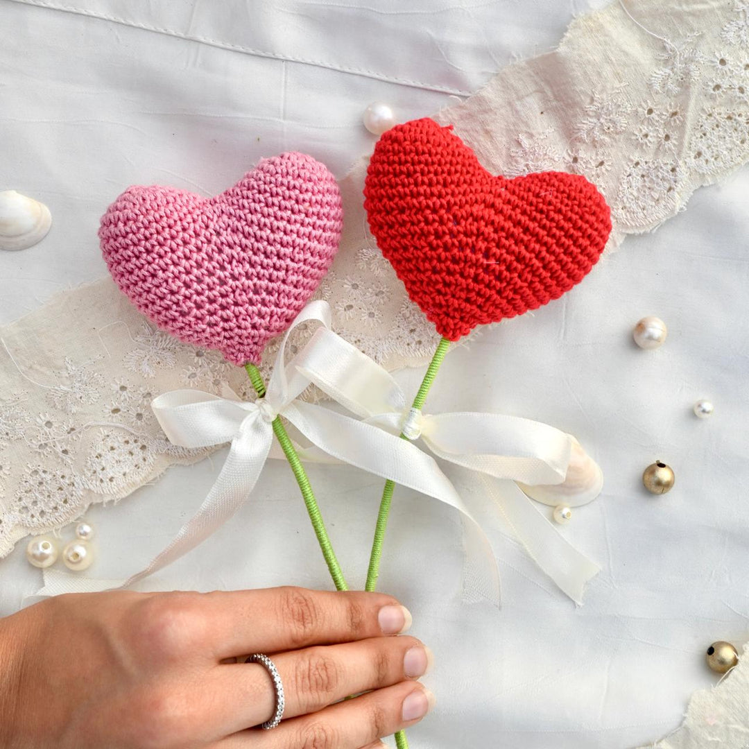 P Palettes Heart stem, handmade, gifting, décor, crochet - Suspire