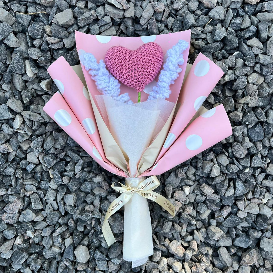 P Palettes Heartfelt Love Bouquet, handmade, gifting, décor, crochet - Suspire