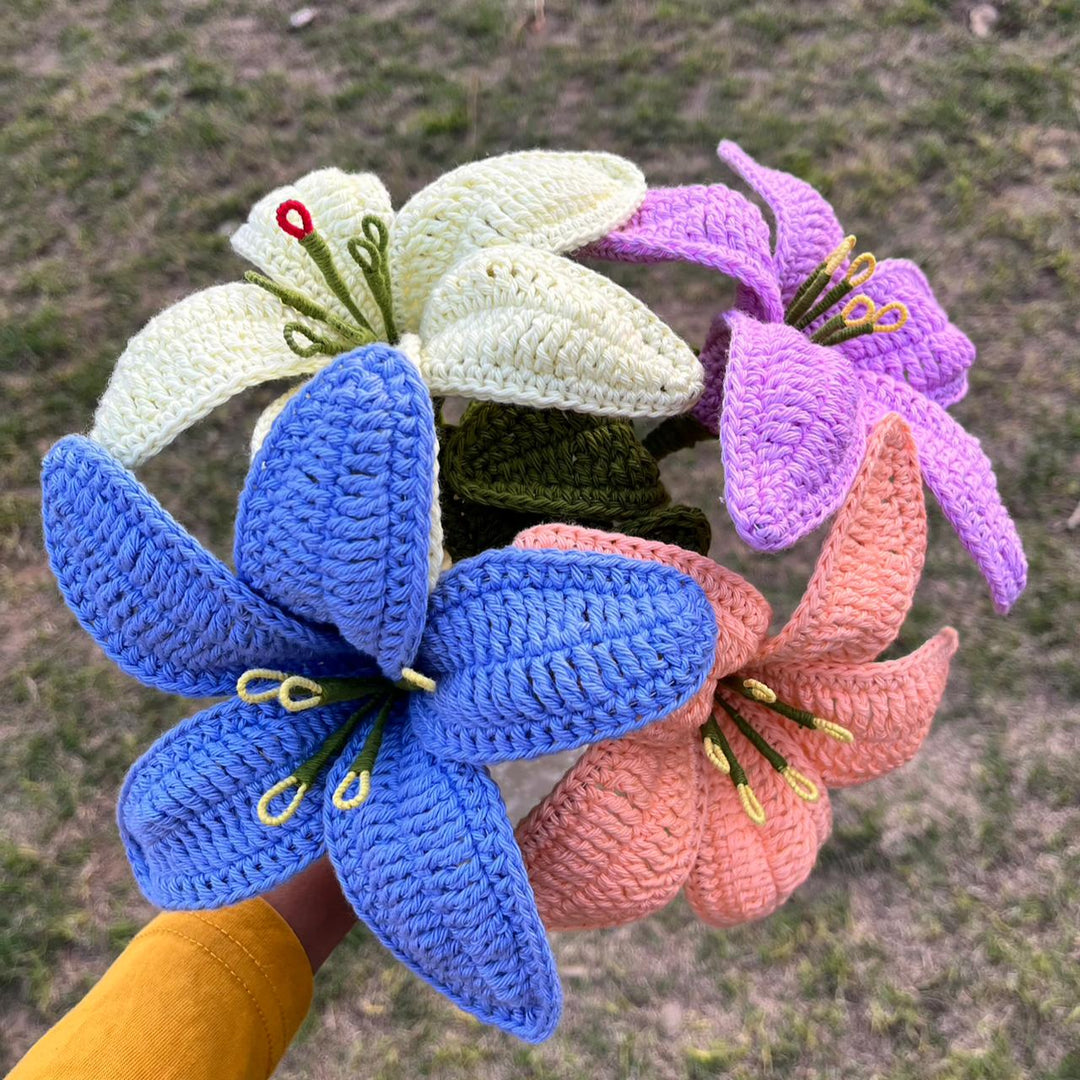 P Palettes Lily Vase, decor and gifting - Suspire