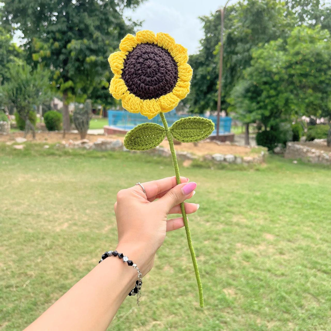 P Palettes Sunflower, handmade, gifting, décor, crochet - Suspire
