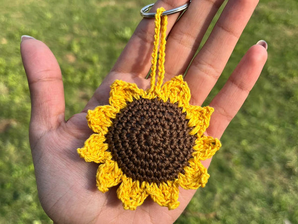 P Palettes Sunflower Keychain, handmade, gifting, crochet