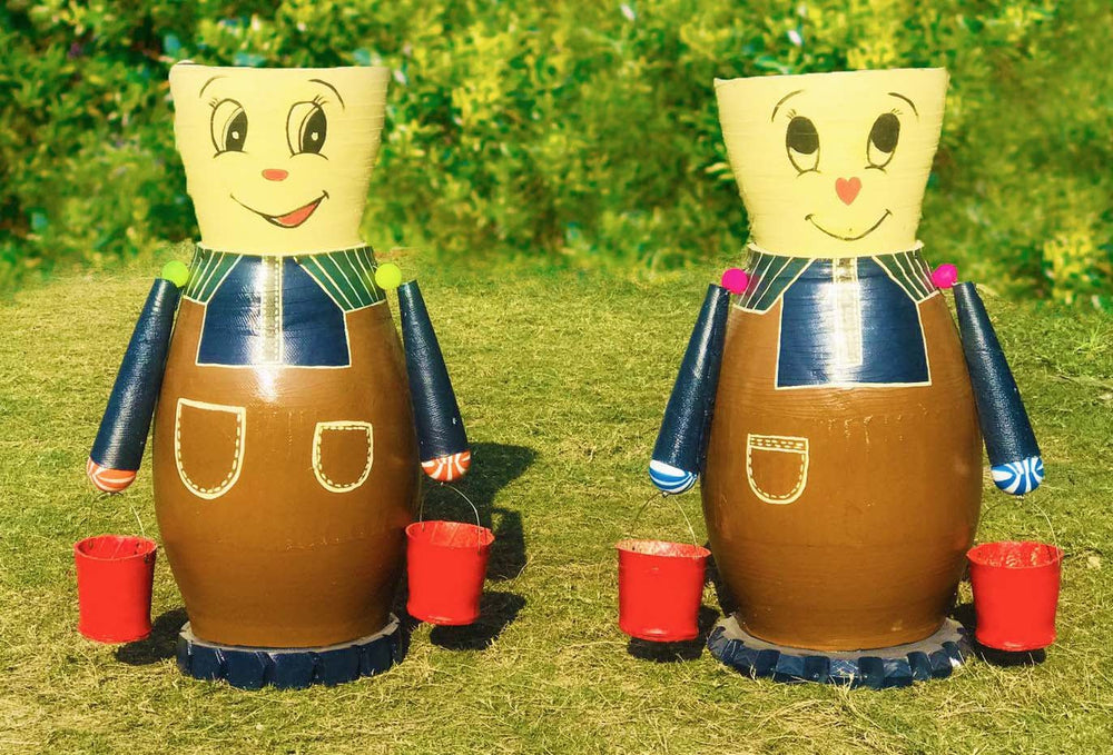 De'Dzines Pair of doll planter