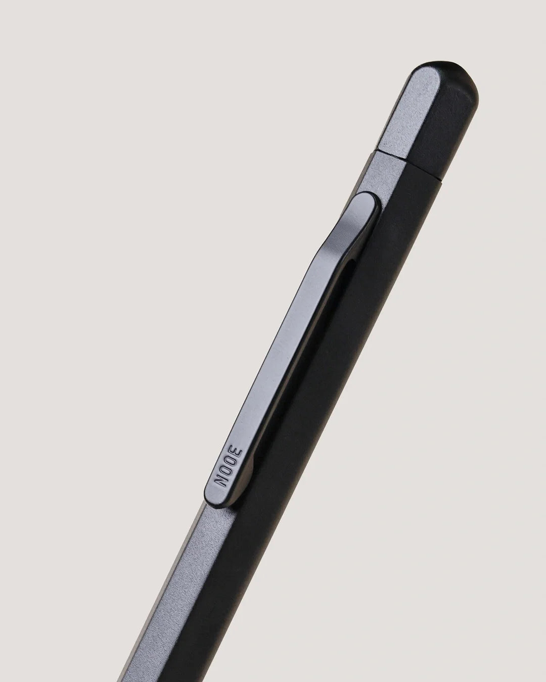 SABRE TWIST PEN