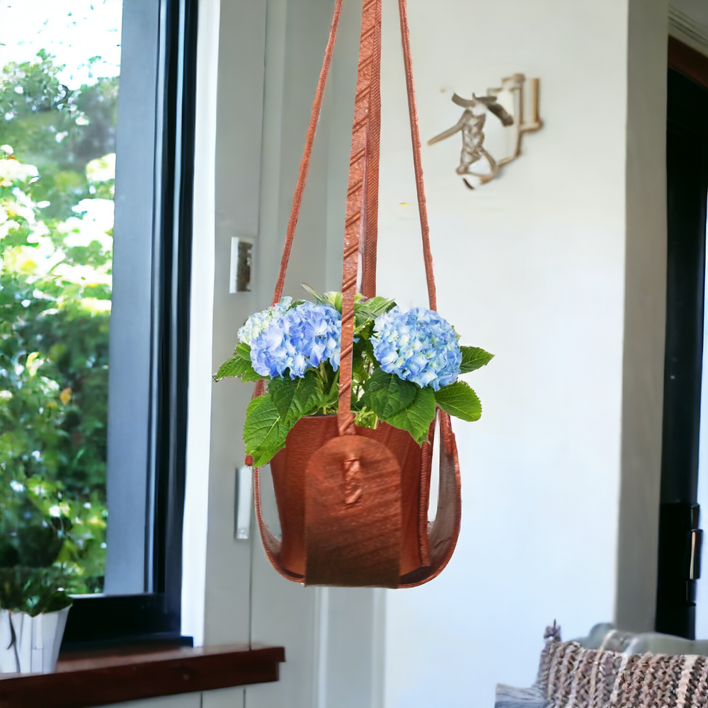 De'Dzines Cross Plant Hanger