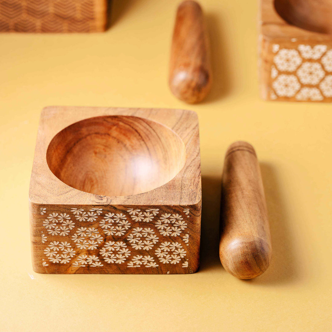 Araana Home Phulkari Okhli Engraved Wooden Mortar Pestle Set