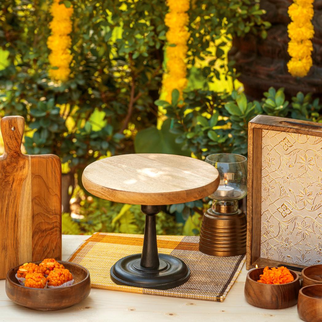 Araana Home Poorna Classic Cake Stand with Detachable Stand