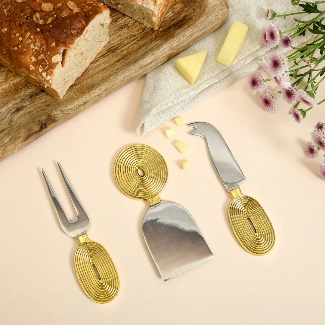 Pravaah Brass Cheese Knife Set of 3 | Ekaantrik  - Concentric design