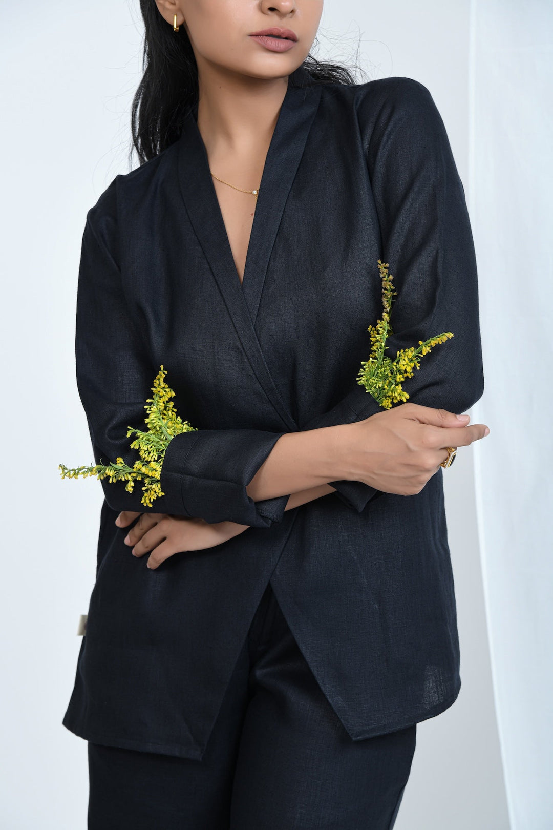 Pravaah Breathable Hemp Blazer Overshirt | Truffle Black