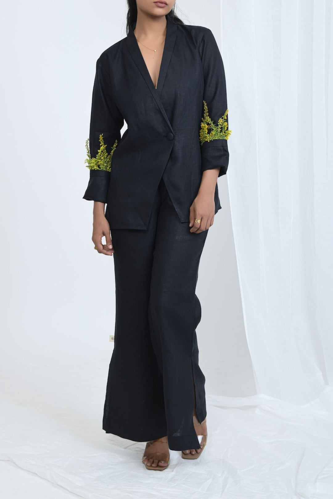 Pravaah Breathable Hemp Blazer Overshirt | Truffle Black