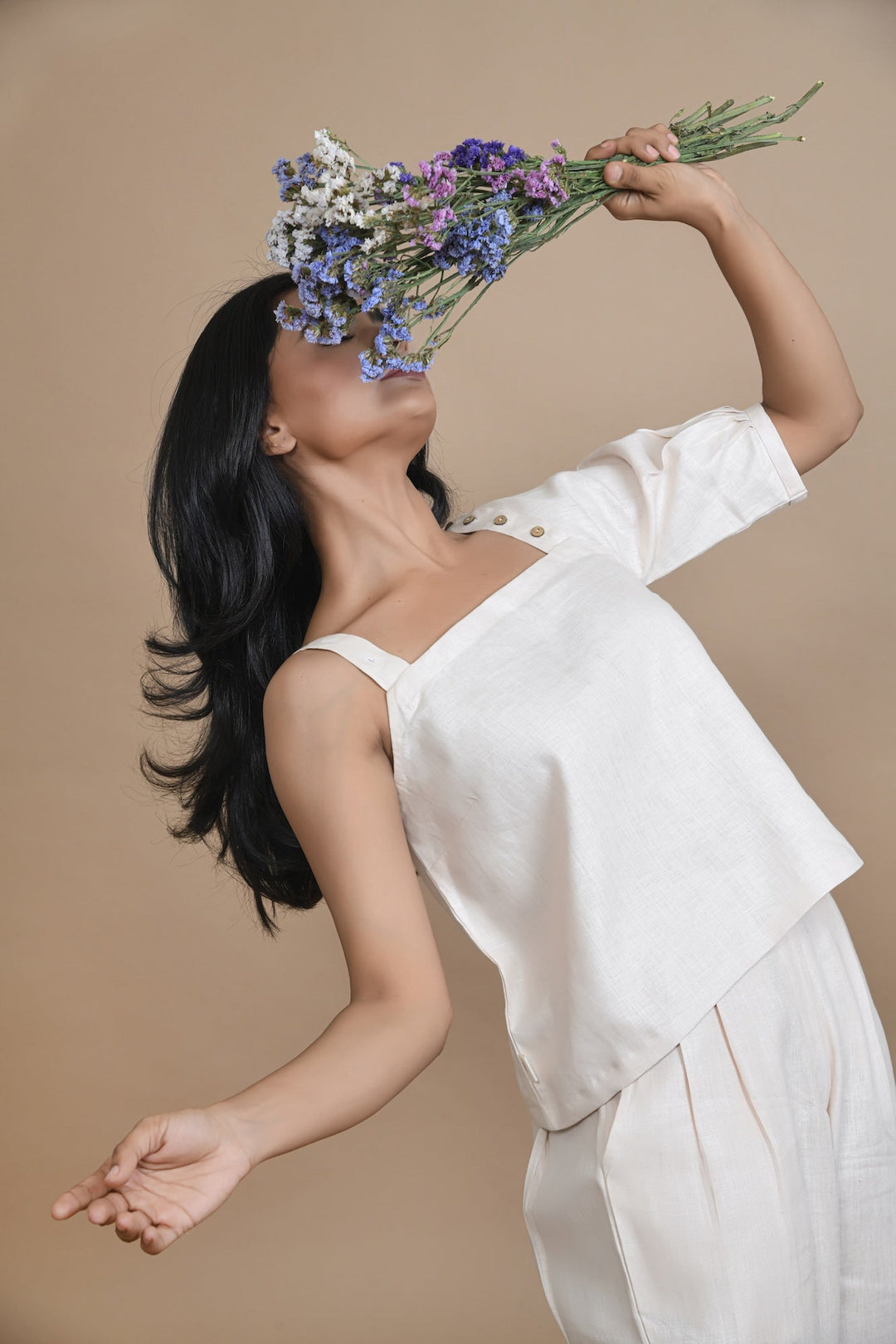 Pravaah Detachable Sleeve Hemp Top | Multi-functional fashion | Peach