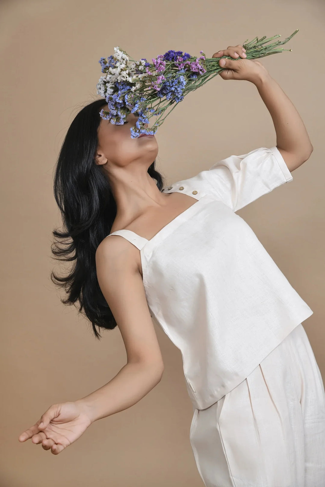 Pravaah Detachable Sleeve Hemp Top | Multi-functional fashion | Peach