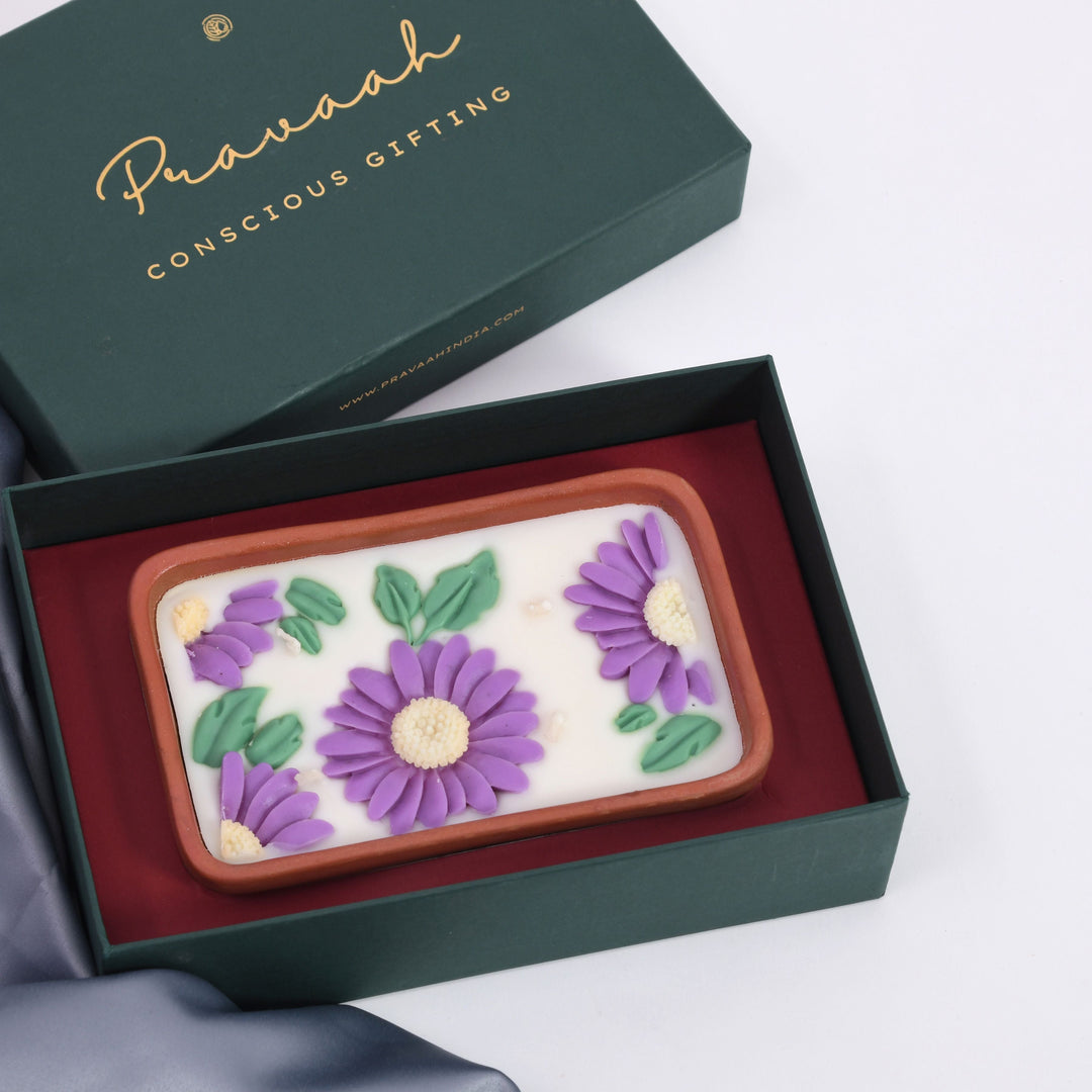 Pravaah Bagh Hand Poured Floral Soy Candle, 4 Wicks in Terracotta Bowl, Lavender Vanilla - Suspire