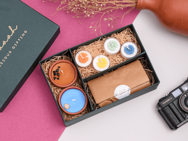 Pravaah Bloom – Festive Glow And Fragrance Gift Box