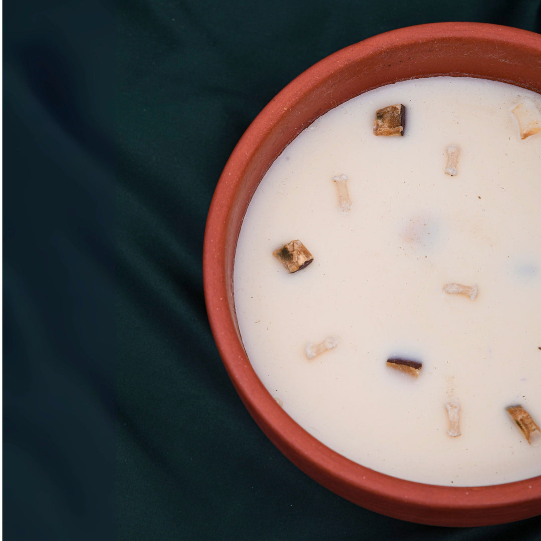 Pravaah Rasal (रसाल) XL - 100% soy - wax candle | Zero Soot Candle | Mango Coconut - Suspire