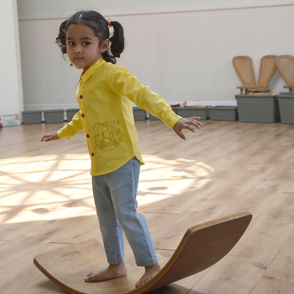 Pumpkin Carriage Embroidered Shirt - Yellow - Suspire