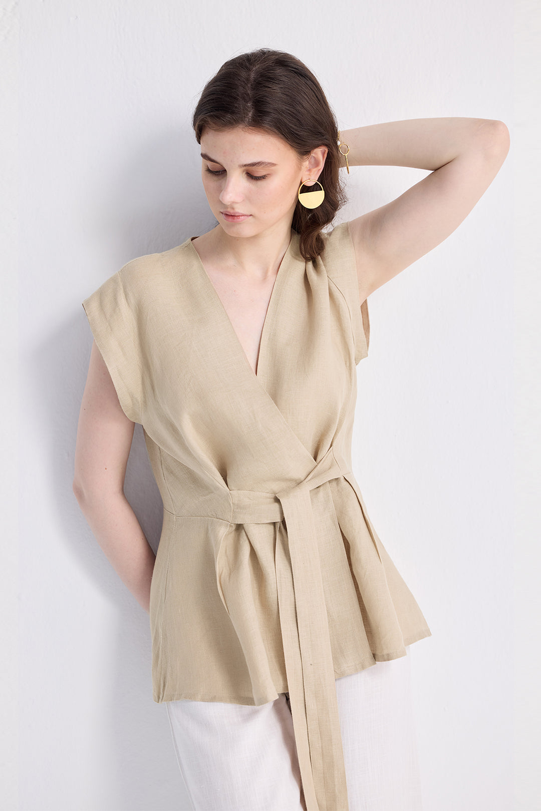 Reistor Power Moves Short Sleeve Top in Neutral Beige | NEW COLLECTION