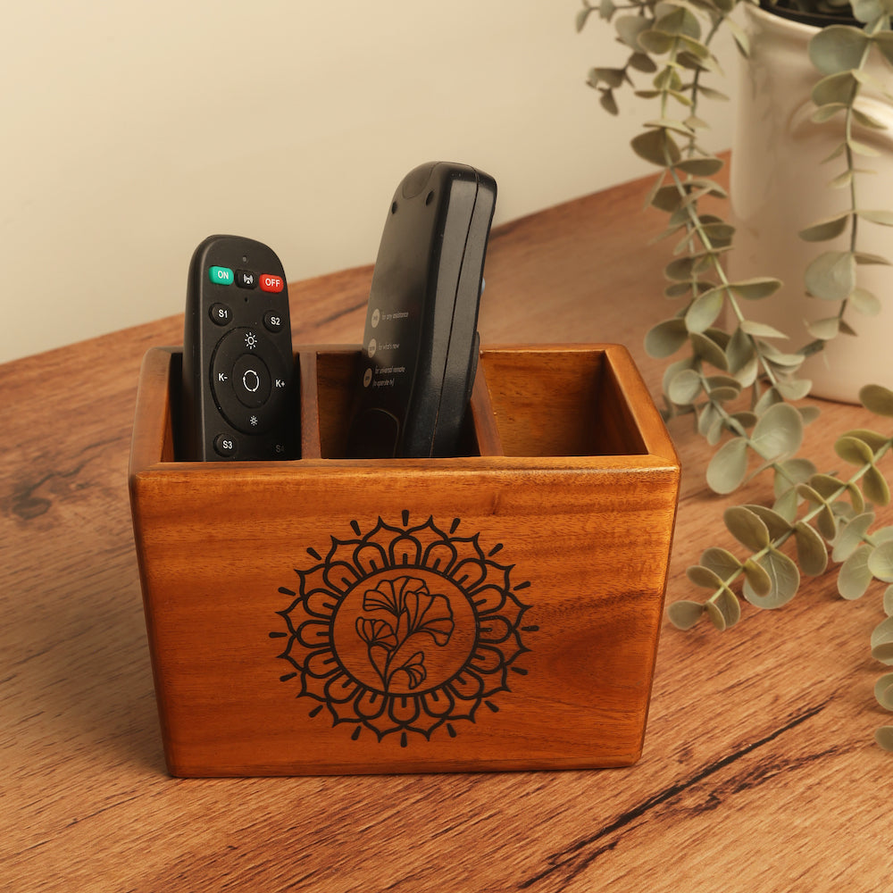 BambaiSe Multi Remote Holder Round Teak