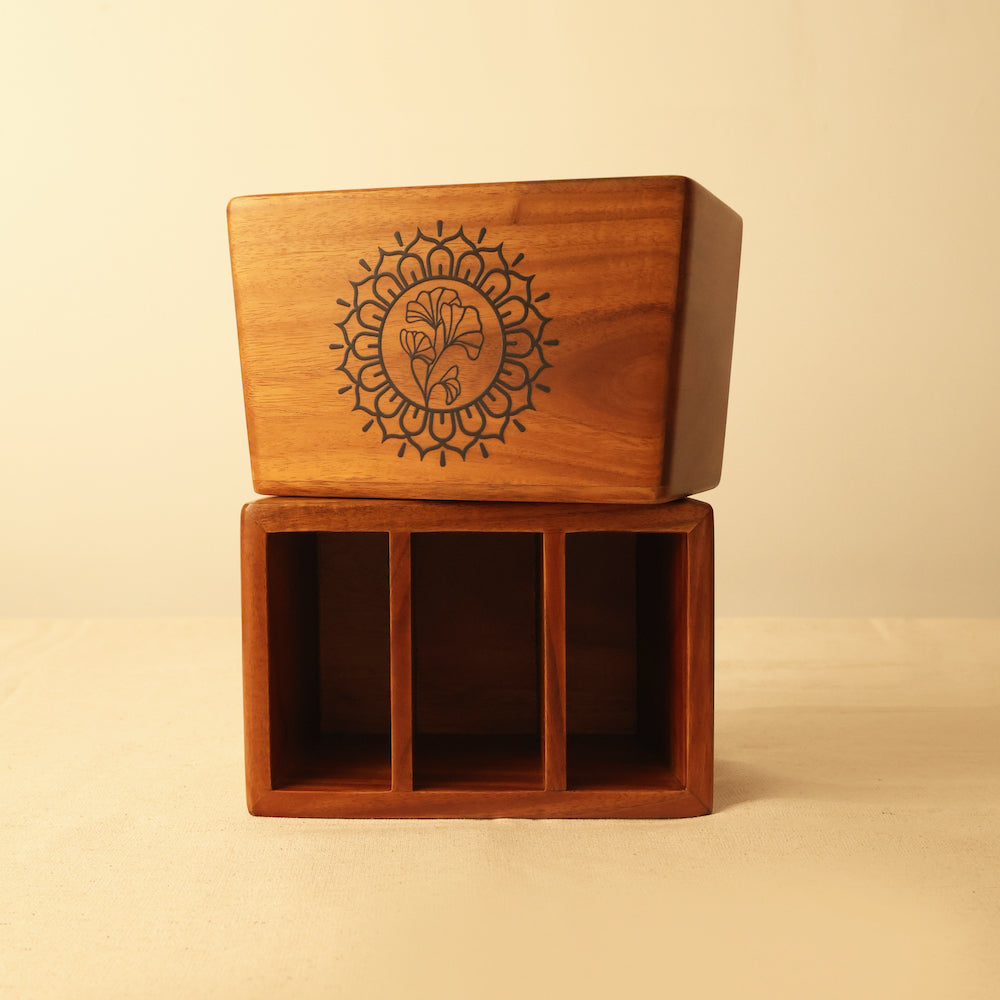 BambaiSe Multi Remote Holder Round Teak