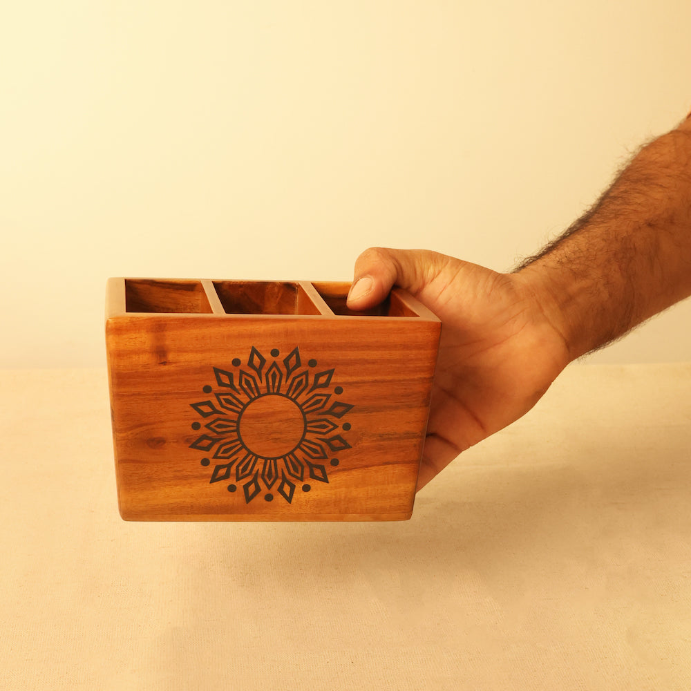 BambaiSe Multi Holder Mandala Teak