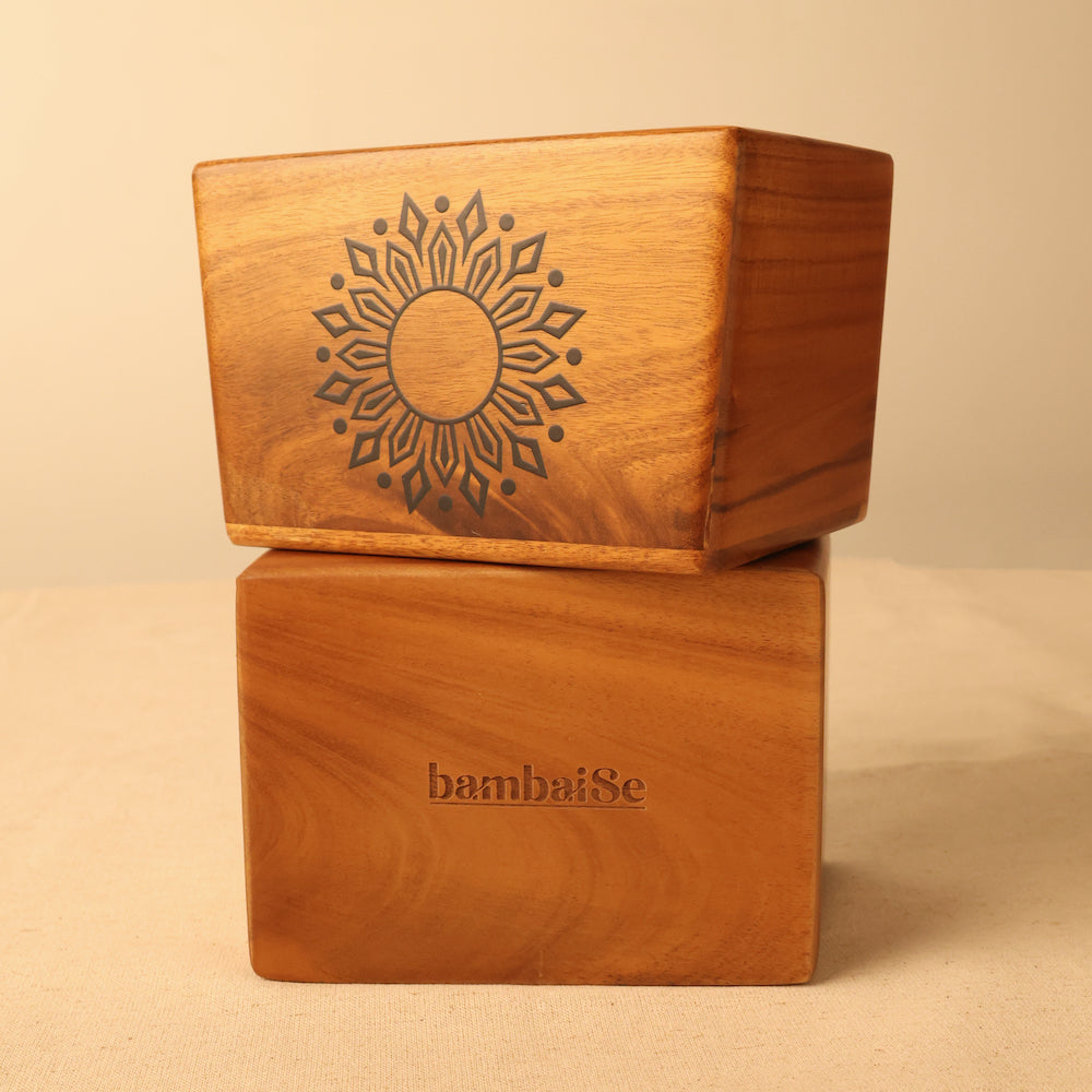 BambaiSe Multi Holder Mandala Teak