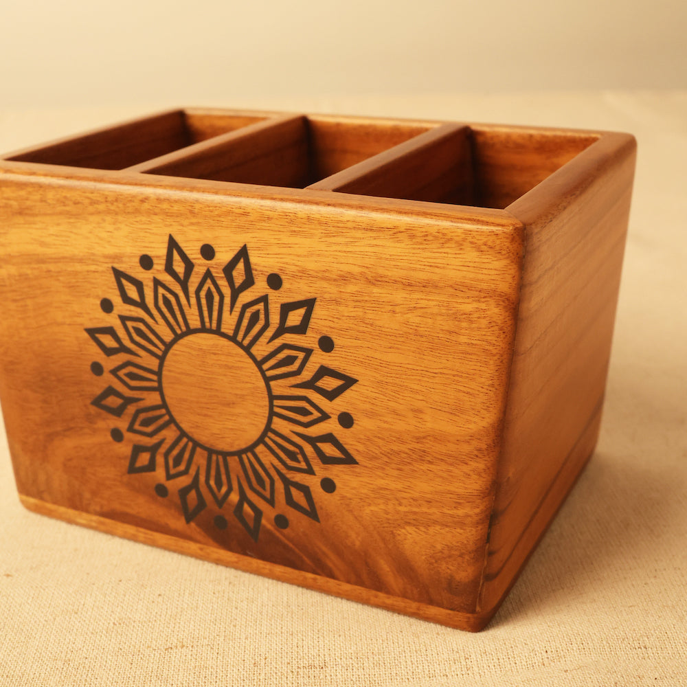 BambaiSe Multi Holder Mandala Teak