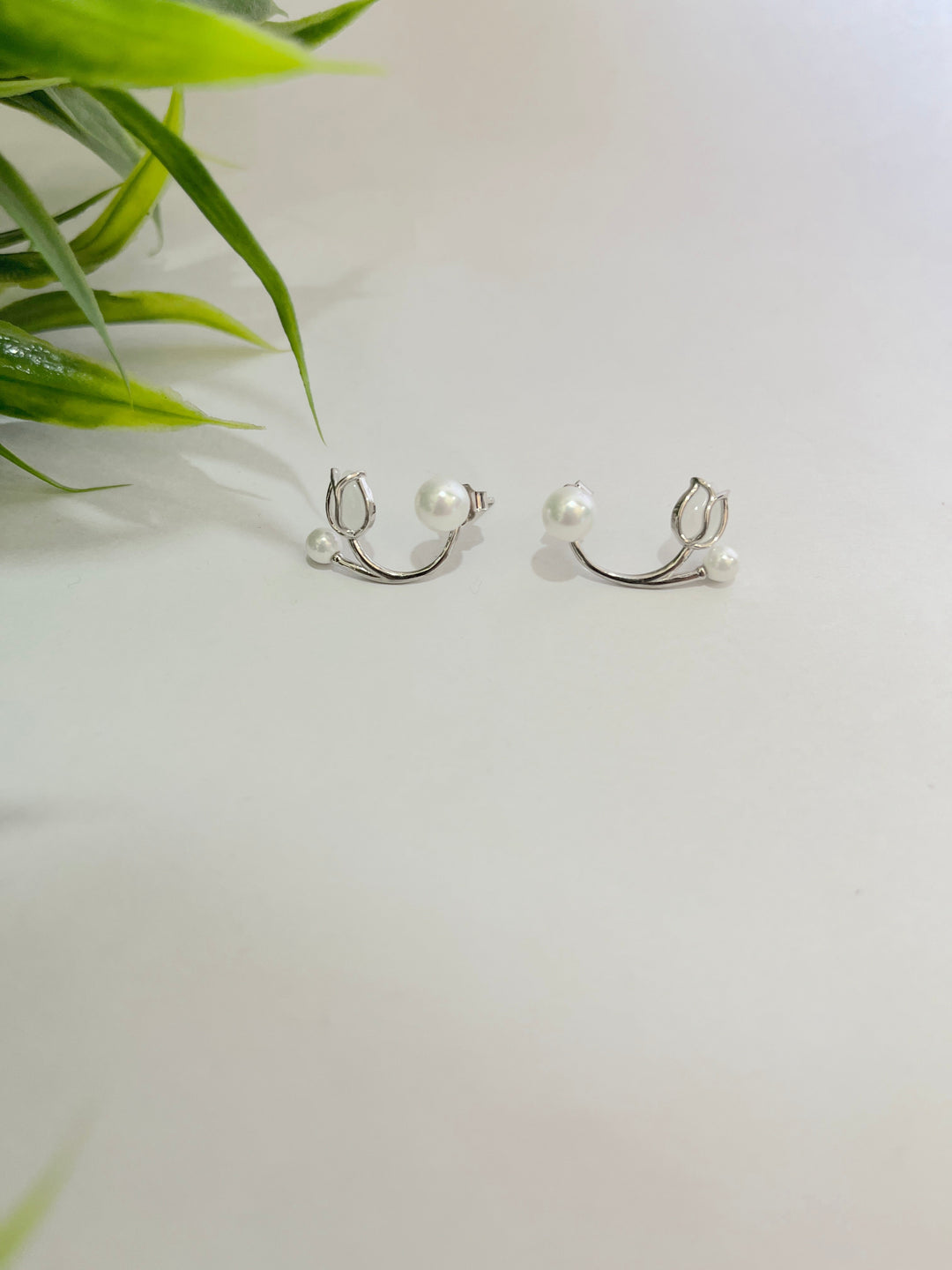 Rose Pearl Silver Ear Ring - Suspire