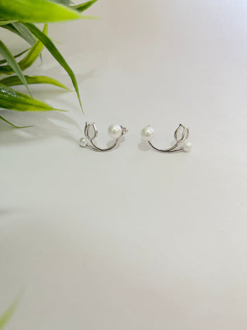 Rose Pearl Silver Ear Ring