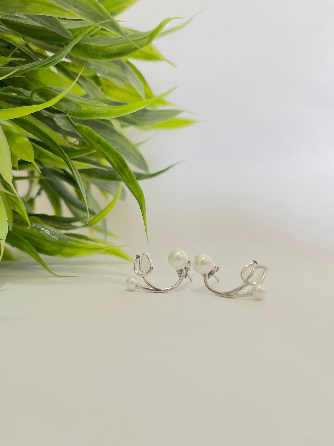 Rose Pearl Silver Ear Ring - Suspire