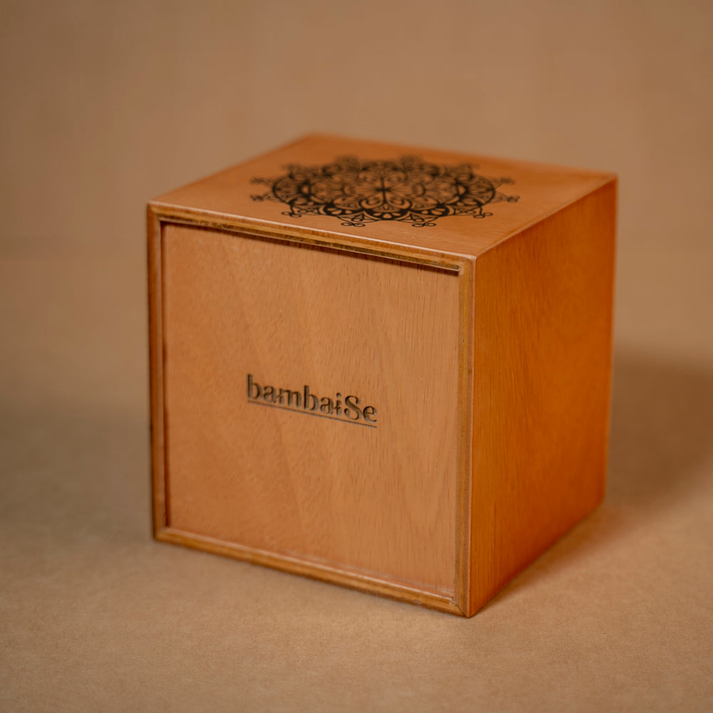 BambaiSe Wood Light Spoon Stand