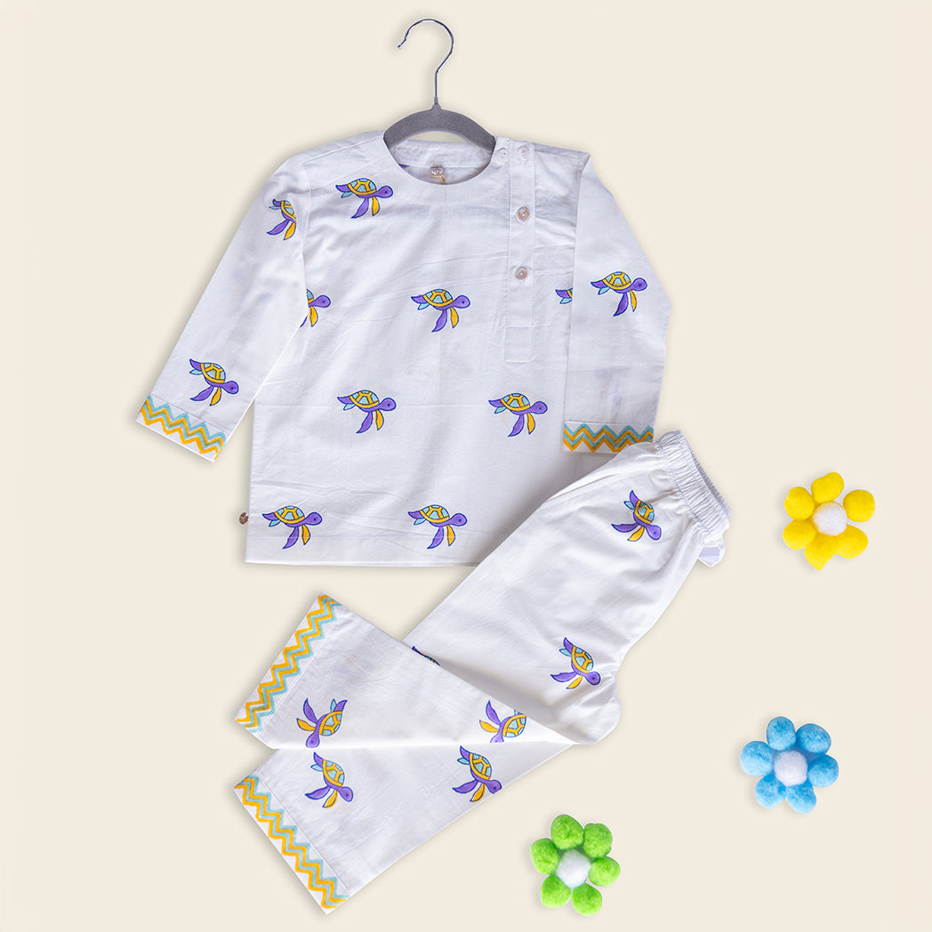 ADYA Peek-a-Boo Kids Night Suit