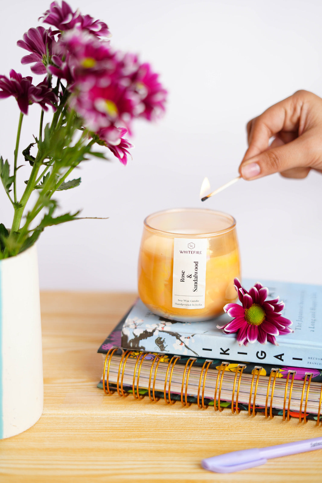 White Fire Rose & Sandalwood - Soy Wax Candle