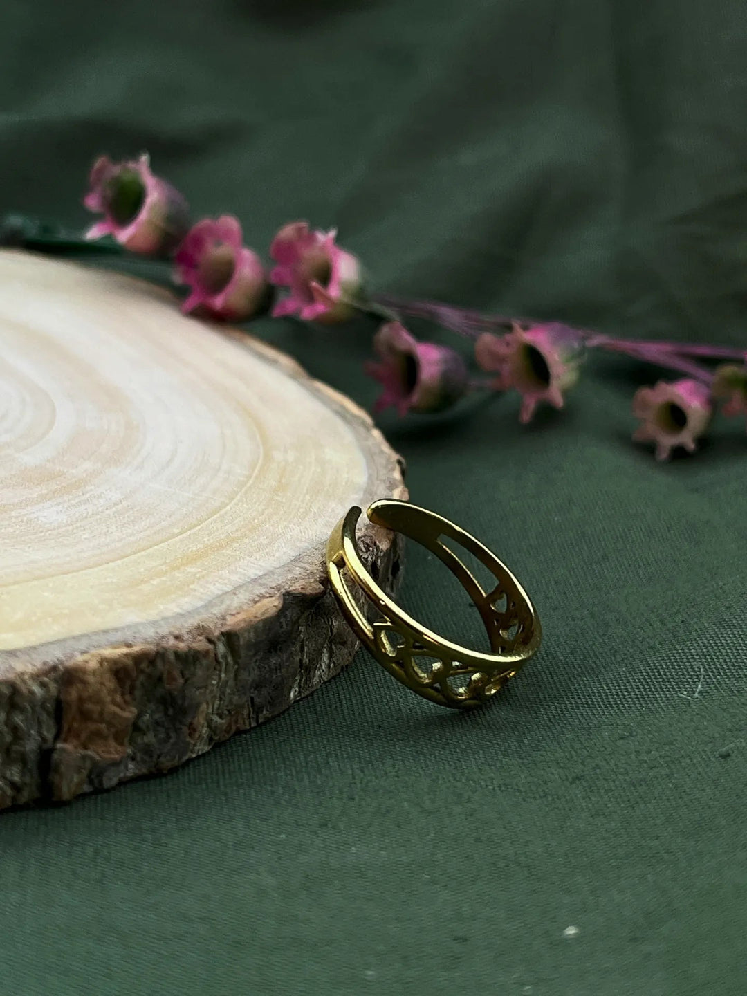 SilverSutra Anti Tarnish Heart Gold Adjustable Ring | 18K Gold Plated | Hypollergenic | Anti Tarnish - Suspire