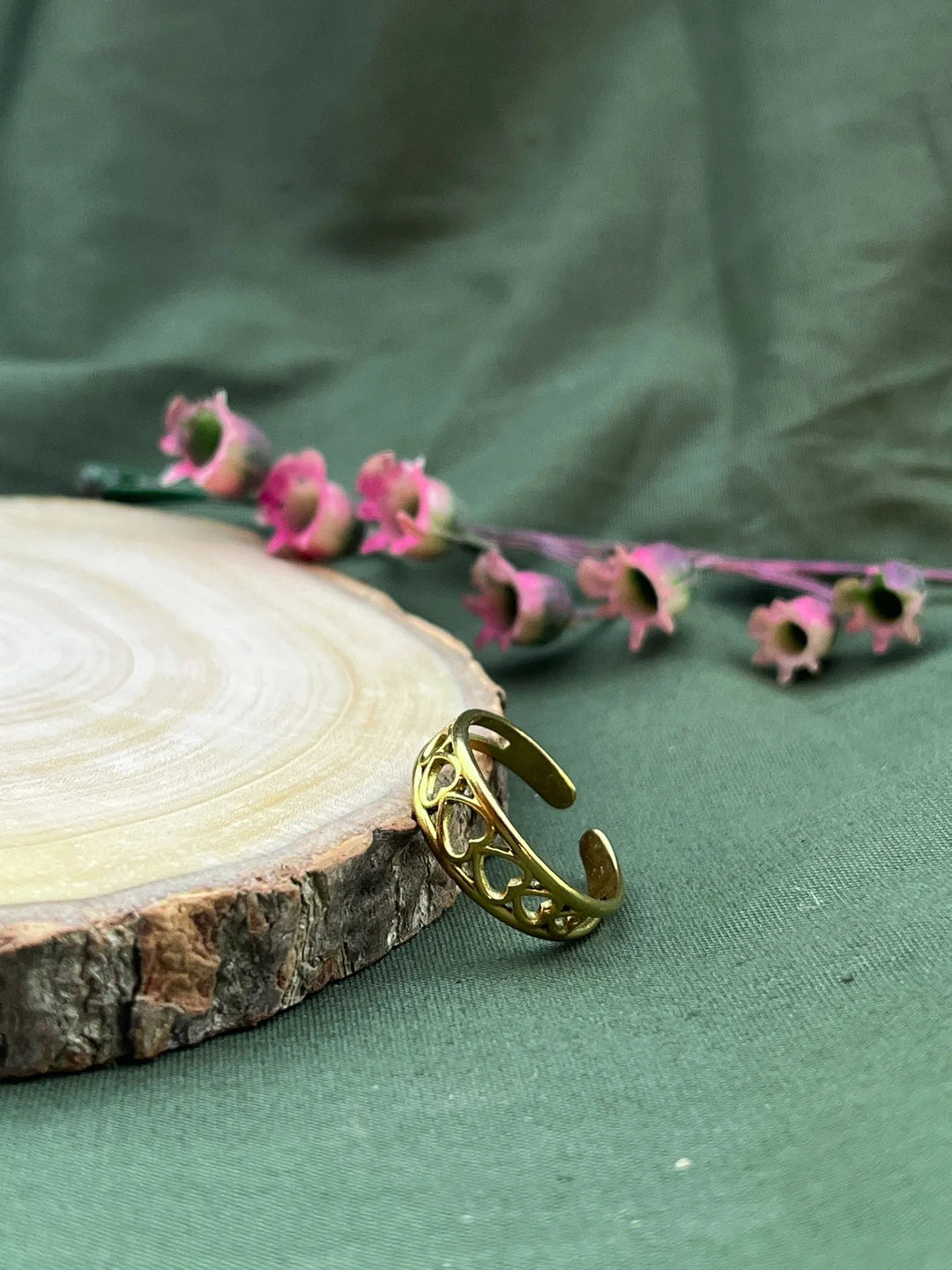 SilverSutra Anti Tarnish Heart Gold Adjustable Ring | 18K Gold Plated | Hypollergenic | Anti Tarnish - Suspire