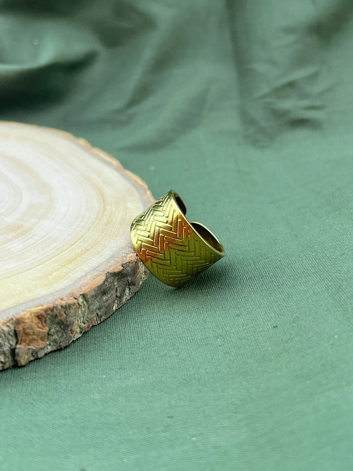 SilverSutra Anti Tarnish Textured Statement Gold | 18K Gold Plated | Hypollergenic | Anti Tarnish - Suspire