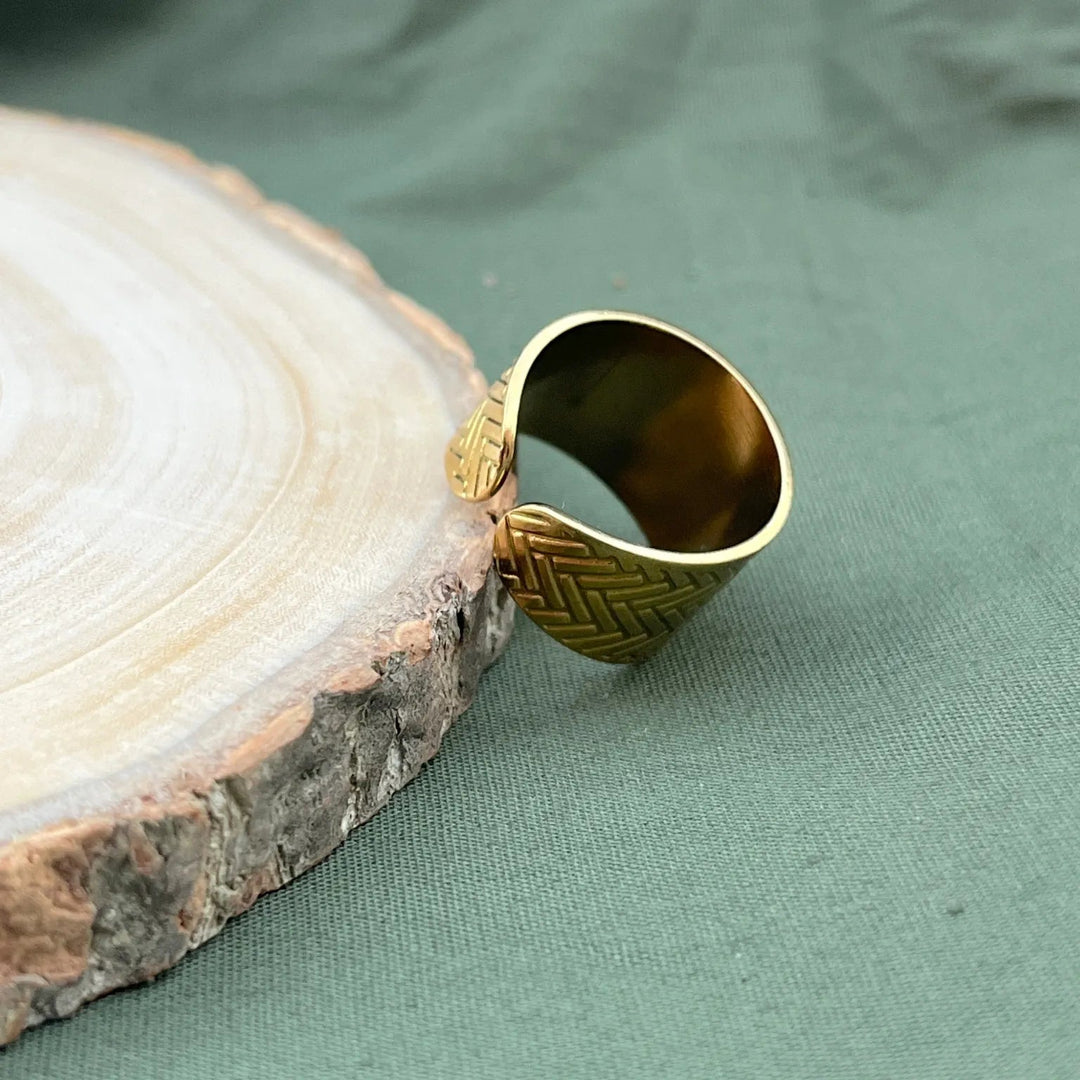 SilverSutra Anti Tarnish Textured Statement Gold | 18K Gold Plated | Hypollergenic | Anti Tarnish - Suspire