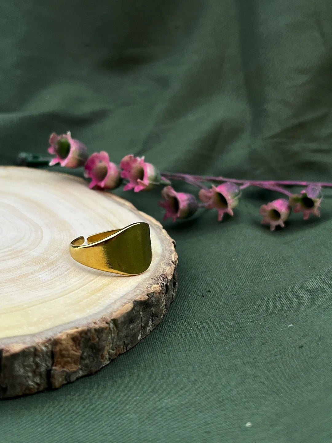 SilverSutra Anti Tarnsih Adjustable Gold Adjustable Band Ring | 18K Gold Plated | Hypollergenic | Anti Tarnish - Suspire