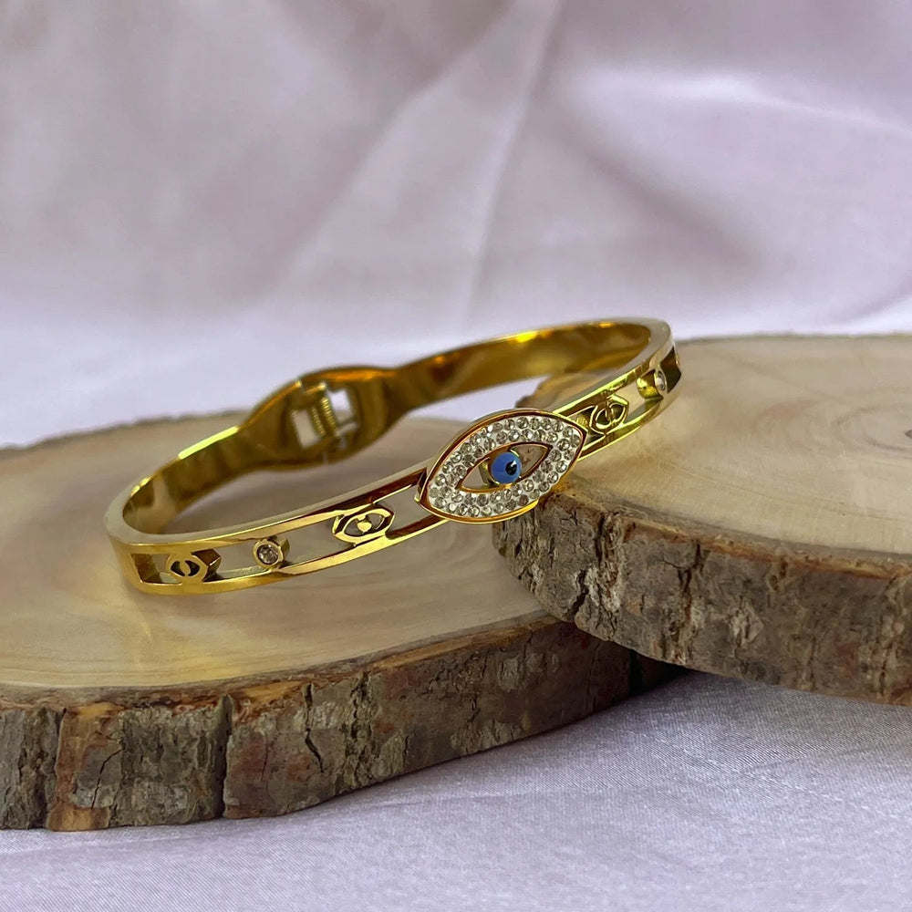 Silversutra Evil Eye Zirconia Kada | 18K Gold Plated | Hypollergenic | Anti Tarnish