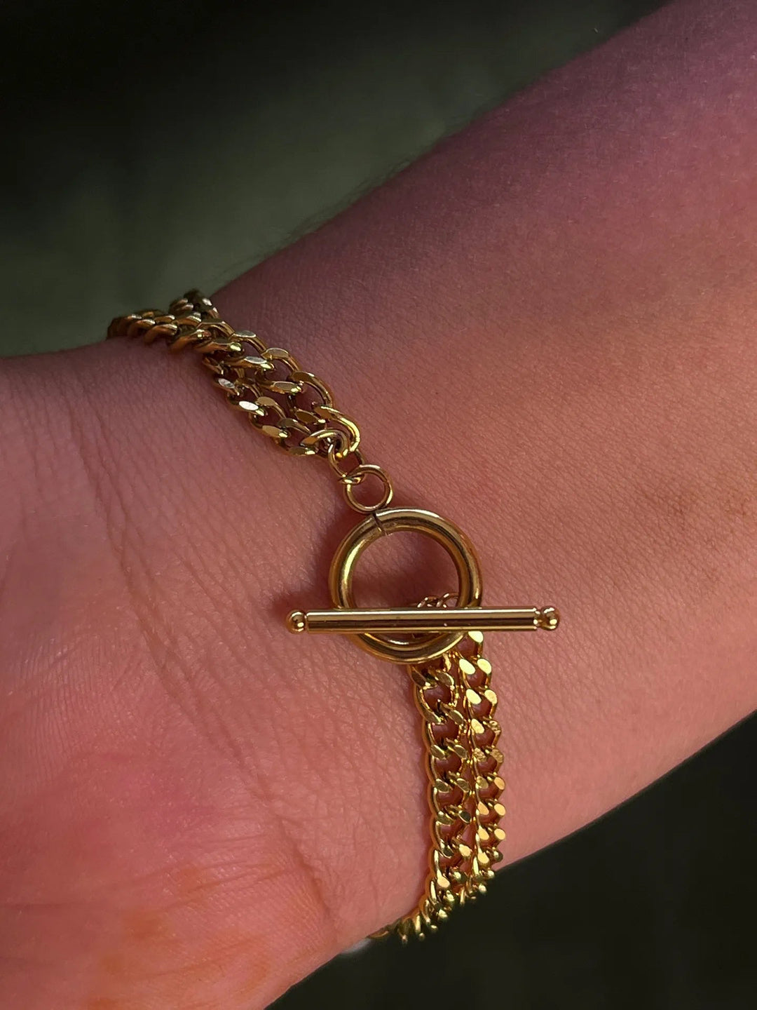 Silversutra Exclusive Victorial Double Layer Cuban Chain Bracelet For Her | 18K Gold Plated | Hypollergenic | Anti Tarnish - Suspire